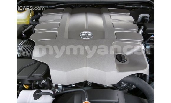 Buy Import Toyota Land Cruiser Black Car in Import - Dubai in Ayeyarwady Buy Import Toyota Land Cruiser Black Car in Import - Dubai in Ayeyarwady