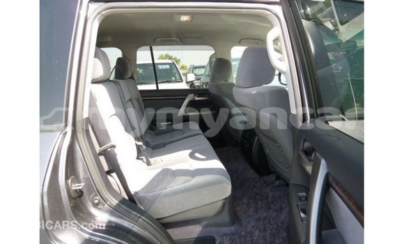Buy Import Toyota Land Cruiser Other Car in Import - Dubai in Ayeyarwady Buy Import Toyota Land Cruiser Other Car in Import - Dubai in Ayeyarwady
