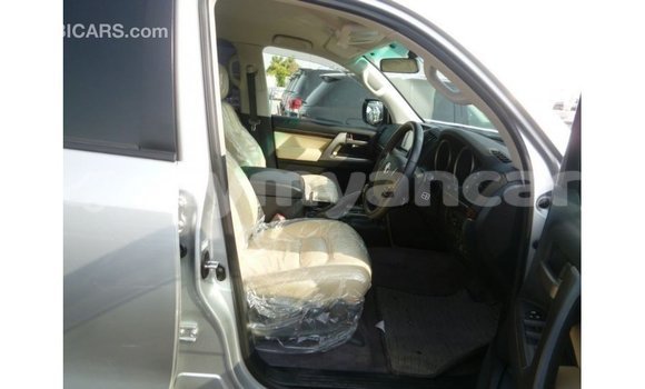 Acheter Import Voiture Toyota Land Cruiser Autre à Import - Dubai, #<Region:0x000000000c5121b8> Acheter Import Voiture Toyota Land Cruiser Autre à Import - Dubai, #<Region:0x000000000c5121b8>