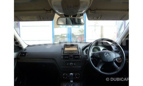 သွင်းကုန် Mercedes-Benz 200 Other ကား Import - Dubai Ayeyarwady သွင်းကုန် Mercedes-Benz 200 Other ကား Import - Dubai Ayeyarwady