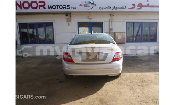 သွင်းကုန် Mercedes-Benz 200 Other ကား Import - Dubai Ayeyarwady သွင်းကုန် Mercedes-Benz 200 Other ကား Import - Dubai Ayeyarwady