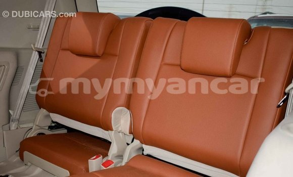 Acheter Import Voiture Toyota Prado Blanc à Import - Dubai, #<Region:0x000000000c5121b8> Acheter Import Voiture Toyota Prado Blanc à Import - Dubai, #<Region:0x000000000c5121b8>