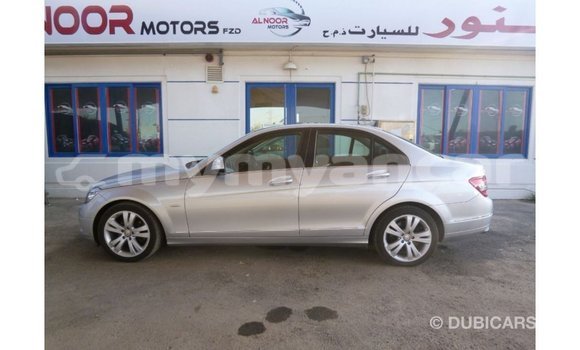 သွင်းကုန် Mercedes-Benz 200 Other ကား Import - Dubai Ayeyarwady သွင်းကုန် Mercedes-Benz 200 Other ကား Import - Dubai Ayeyarwady