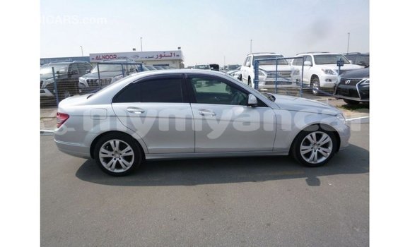 Buy Import Mercedes-Benz 200 Other Car in Import - Dubai in Ayeyarwady Buy Import Mercedes-Benz 200 Other Car in Import - Dubai in Ayeyarwady