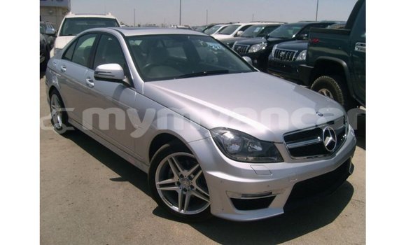 Buy Import Mercedes-Benz 190 (W201) Other Car in Import - Dubai in Ayeyarwady Buy Import Mercedes-Benz 190 (W201) Other Car in Import - Dubai in Ayeyarwady