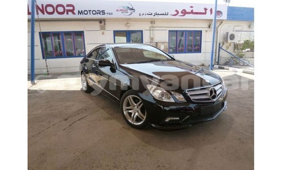 သွင်းကုန် Mercedes-Benz 250 Black ကား Import - Dubai Ayeyarwady သွင်းကုန် Mercedes-Benz 250 Black ကား Import - Dubai Ayeyarwady