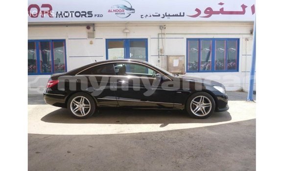 သွင်းကုန် Mercedes-Benz 250 Black ကား Import - Dubai Ayeyarwady သွင်းကုန် Mercedes-Benz 250 Black ကား Import - Dubai Ayeyarwady