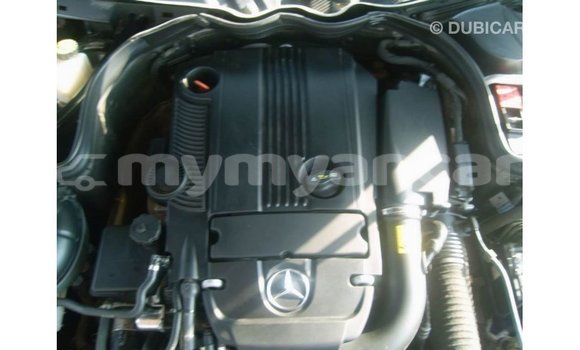 သွင်းကုန် Mercedes-Benz 250 Black ကား Import - Dubai Ayeyarwady သွင်းကုန် Mercedes-Benz 250 Black ကား Import - Dubai Ayeyarwady