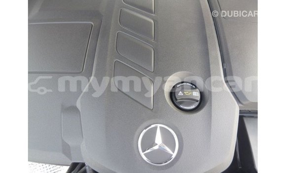 သွင်းကုန် Mercedes-Benz 190 (W201) Black ကား Import - Dubai Ayeyarwady သွင်းကုန် Mercedes-Benz 190 (W201) Black ကား Import - Dubai Ayeyarwady