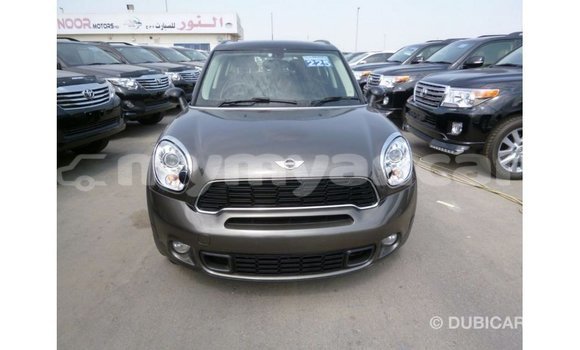 သွင်းကုန် Mini Cooper Brown ကား Import - Dubai Ayeyarwady သွင်းကုန် Mini Cooper Brown ကား Import - Dubai Ayeyarwady
