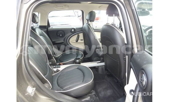 သွင်းကုန် Mini Cooper Brown ကား Import - Dubai Ayeyarwady သွင်းကုန် Mini Cooper Brown ကား Import - Dubai Ayeyarwady