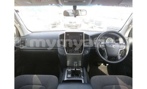 သွင်းကုန် Toyota Land Cruiser Black ကား Import - Dubai Ayeyarwady သွင်းကုန် Toyota Land Cruiser Black ကား Import - Dubai Ayeyarwady