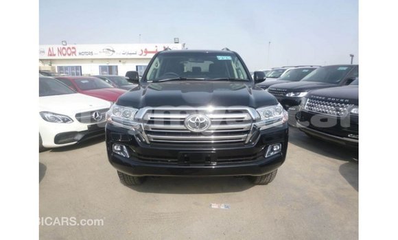 သွင်းကုန် Toyota Land Cruiser Black ကား Import - Dubai Ayeyarwady သွင်းကုန် Toyota Land Cruiser Black ကား Import - Dubai Ayeyarwady