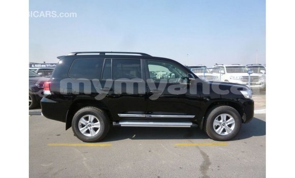 သွင်းကုန် Toyota Land Cruiser Black ကား Import - Dubai Ayeyarwady သွင်းကုန် Toyota Land Cruiser Black ကား Import - Dubai Ayeyarwady