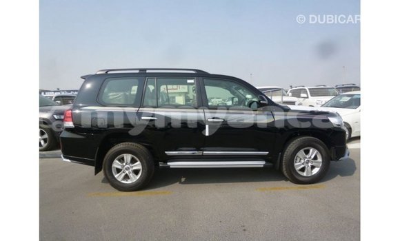 သွင်းကုန် Toyota Land Cruiser Black ကား Import - Dubai Ayeyarwady သွင်းကုန် Toyota Land Cruiser Black ကား Import - Dubai Ayeyarwady