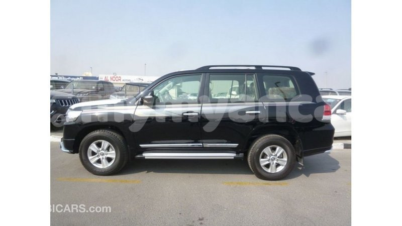 Big with watermark toyota land cruiser ayeyarwady import dubai 2240