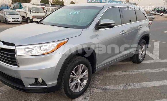 Buy Import Toyota Highlander Other Car in Import - Dubai in Ayeyarwady Buy Import Toyota Highlander Other Car in Import - Dubai in Ayeyarwady