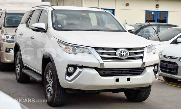 Acheter Import Voiture Toyota Fortuner Blanc à Import - Dubai, #<Region:0x000000000c5121b8> Acheter Import Voiture Toyota Fortuner Blanc à Import - Dubai, #<Region:0x000000000c5121b8>