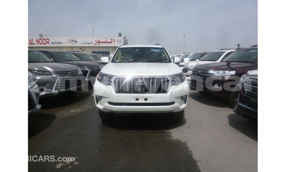 သွင်းကုန် Toyota Prado White ကား Import - Dubai Ayeyarwady သွင်းကုန် Toyota Prado White ကား Import - Dubai Ayeyarwady