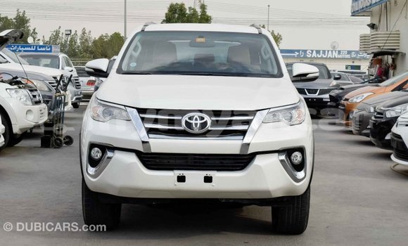 Acheter Import Voiture Toyota Fortuner Blanc à Import - Dubai, #<Region:0x000000000c5121b8> Acheter Import Voiture Toyota Fortuner Blanc à Import - Dubai, #<Region:0x000000000c5121b8>