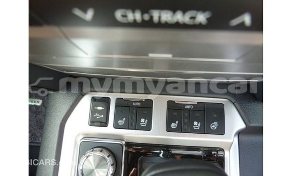 Buy Import Toyota Land Cruiser White Car in Import - Dubai in Ayeyarwady Buy Import Toyota Land Cruiser White Car in Import - Dubai in Ayeyarwady