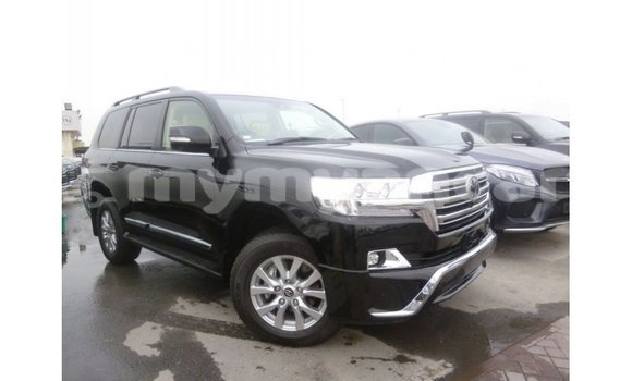 Buy Import Toyota Land Cruiser Black Car in Import - Dubai in Ayeyarwady Buy Import Toyota Land Cruiser Black Car in Import - Dubai in Ayeyarwady