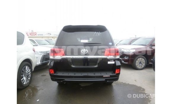 Buy Import Toyota Land Cruiser Black Car in Import - Dubai in Ayeyarwady Buy Import Toyota Land Cruiser Black Car in Import - Dubai in Ayeyarwady