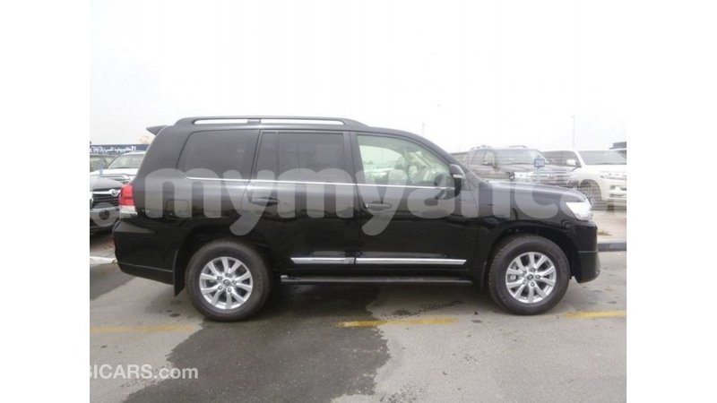 Big with watermark toyota land cruiser ayeyarwady import dubai 2251