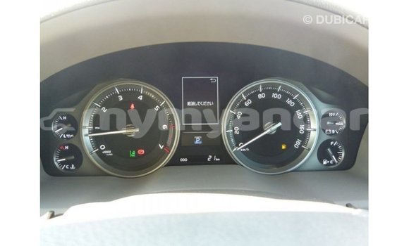 သွင်းကုန် Toyota Land Cruiser White ကား Import - Dubai Ayeyarwady သွင်းကုန် Toyota Land Cruiser White ကား Import - Dubai Ayeyarwady