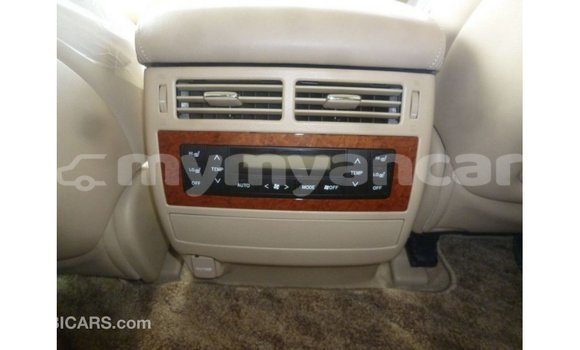Acheter Import Voiture Toyota Land Cruiser Blanc à Import - Dubai, #<Region:0x000000000c5121b8> Acheter Import Voiture Toyota Land Cruiser Blanc à Import - Dubai, #<Region:0x000000000c5121b8>