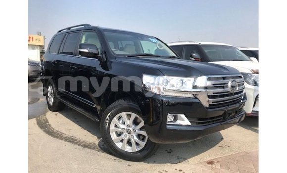 သွင်းကုန် Toyota Land Cruiser Black ကား Import - Dubai Ayeyarwady သွင်းကုန် Toyota Land Cruiser Black ကား Import - Dubai Ayeyarwady