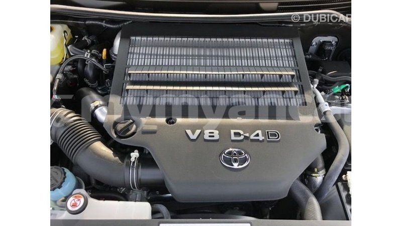Big with watermark toyota land cruiser ayeyarwady import dubai 2266