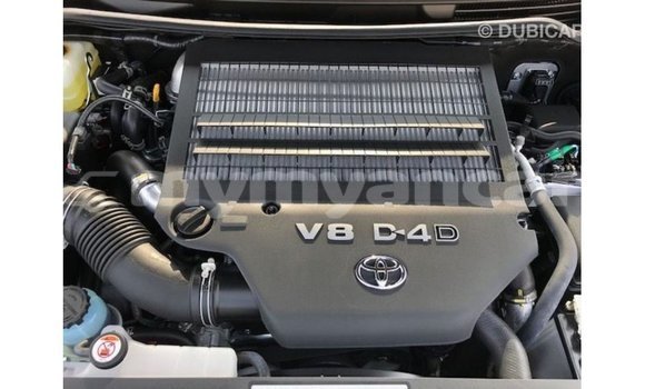 သွင်းကုန် Toyota Land Cruiser Black ကား Import - Dubai Ayeyarwady သွင်းကုန် Toyota Land Cruiser Black ကား Import - Dubai Ayeyarwady