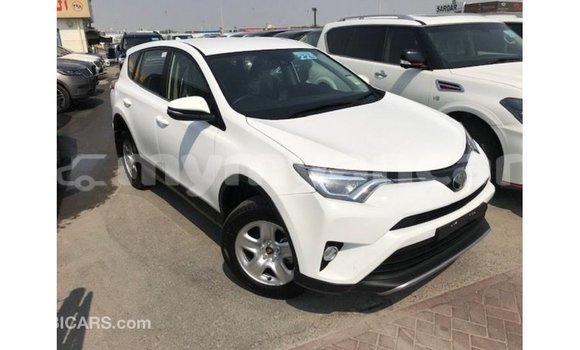သွင်းကုန် Toyota 4Runner White ကား Import - Dubai Ayeyarwady သွင်းကုန် Toyota 4Runner White ကား Import - Dubai Ayeyarwady