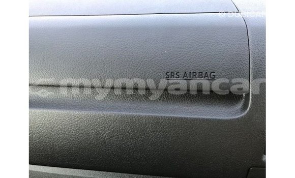 သွင်းကုန် Toyota Hiace White ကား Import - Dubai Ayeyarwady သွင်းကုန် Toyota Hiace White ကား Import - Dubai Ayeyarwady