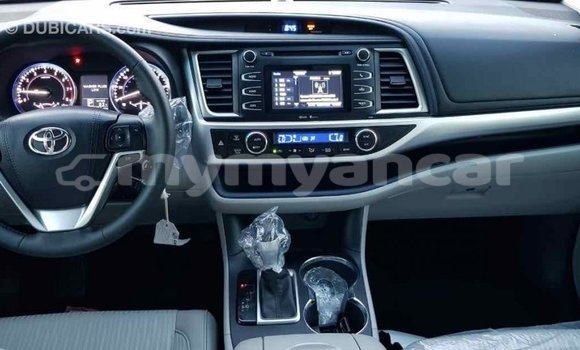 Buy Import Toyota Highlander Other Car in Import - Dubai in Ayeyarwady Buy Import Toyota Highlander Other Car in Import - Dubai in Ayeyarwady