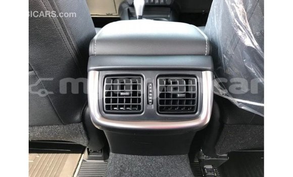 သွင်းကုန် Toyota Hilux Black ကား Import - Dubai Ayeyarwady သွင်းကုန် Toyota Hilux Black ကား Import - Dubai Ayeyarwady