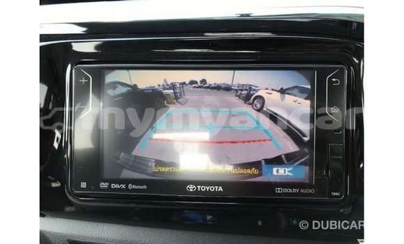သွင်းကုန် Toyota Hilux Black ကား Import - Dubai Ayeyarwady သွင်းကုန် Toyota Hilux Black ကား Import - Dubai Ayeyarwady