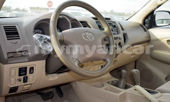 Acheter Import Voiture Toyota Fortuner Blanc à Import - Dubai, #<Region:0x000000000c5121b8> Acheter Import Voiture Toyota Fortuner Blanc à Import - Dubai, #<Region:0x000000000c5121b8>