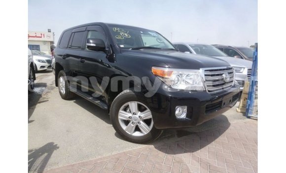 Buy Import Toyota Land Cruiser Black Car in Import - Dubai in Ayeyarwady Buy Import Toyota Land Cruiser Black Car in Import - Dubai in Ayeyarwady