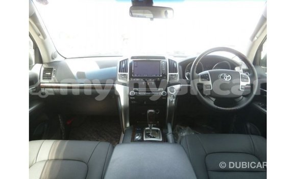 Buy Import Toyota Land Cruiser Black Car in Import - Dubai in Ayeyarwady Buy Import Toyota Land Cruiser Black Car in Import - Dubai in Ayeyarwady