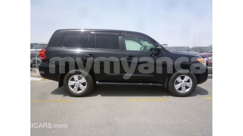 Big with watermark toyota land cruiser ayeyarwady import dubai 2276