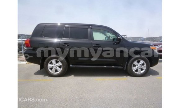 Buy Import Toyota Land Cruiser Black Car in Import - Dubai in Ayeyarwady Buy Import Toyota Land Cruiser Black Car in Import - Dubai in Ayeyarwady