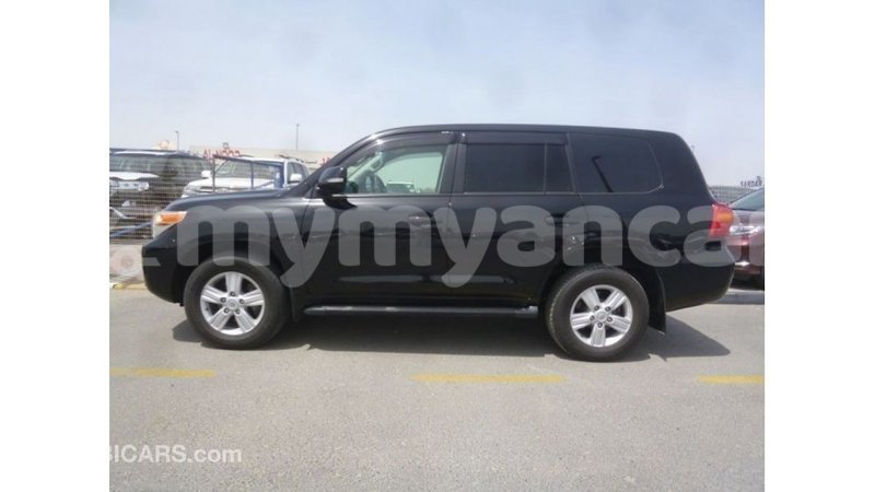 Big with watermark toyota land cruiser ayeyarwady import dubai 2276