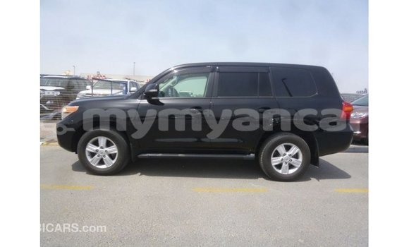 Buy Import Toyota Land Cruiser Black Car in Import - Dubai in Ayeyarwady Buy Import Toyota Land Cruiser Black Car in Import - Dubai in Ayeyarwady