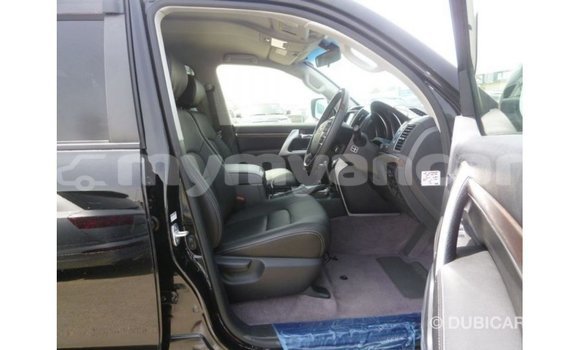 Buy Import Toyota Land Cruiser Black Car in Import - Dubai in Ayeyarwady Buy Import Toyota Land Cruiser Black Car in Import - Dubai in Ayeyarwady