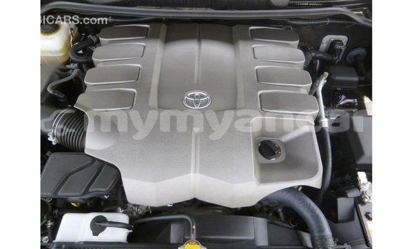 Buy Import Toyota Land Cruiser Black Car in Import - Dubai in Ayeyarwady Buy Import Toyota Land Cruiser Black Car in Import - Dubai in Ayeyarwady