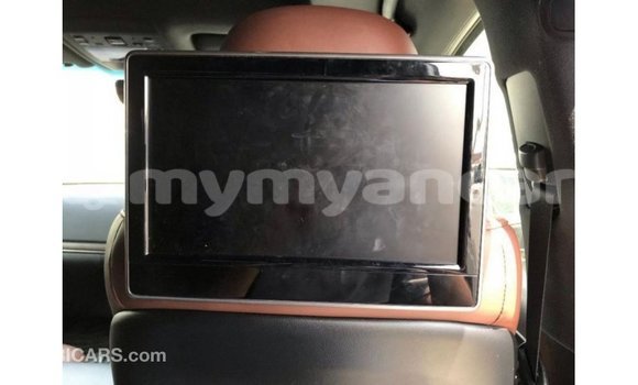 Buy Import Toyota Land Cruiser White Car in Import - Dubai in Ayeyarwady Buy Import Toyota Land Cruiser White Car in Import - Dubai in Ayeyarwady