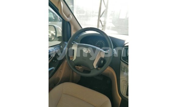 Buy Import Hyundai Accent White Car in Import - Dubai in Ayeyarwady Buy Import Hyundai Accent White Car in Import - Dubai in Ayeyarwady