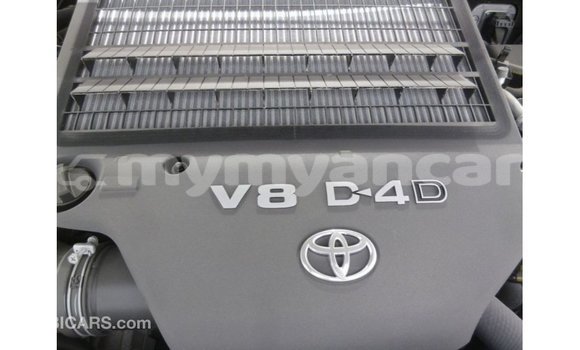 သွင်းကုန် Toyota Land Cruiser Black ကား Import - Dubai Ayeyarwady သွင်းကုန် Toyota Land Cruiser Black ကား Import - Dubai Ayeyarwady